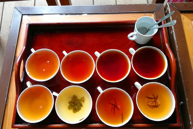 Ceylon Tea Tasting From Kandy - Ceylon Tea Varieties to Sample
