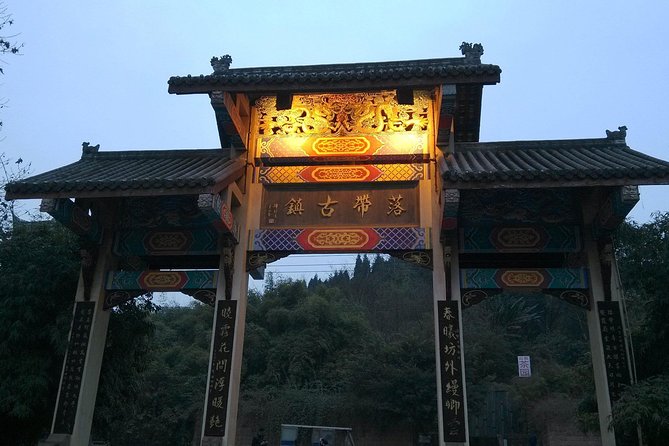 Chengdu Highlights With Luodai Ancient Town Discovery - Inclusions and Highlights