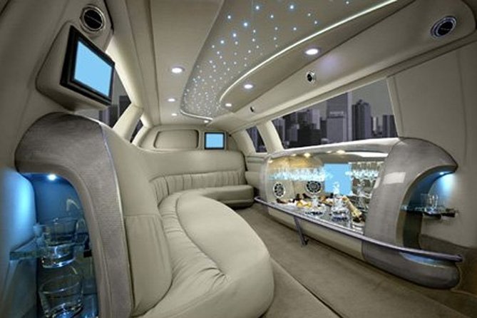 Colombo Airport (CMB) to Colombo City Private Transfer by Toyota Prado Limousine - Availability and Scheduling