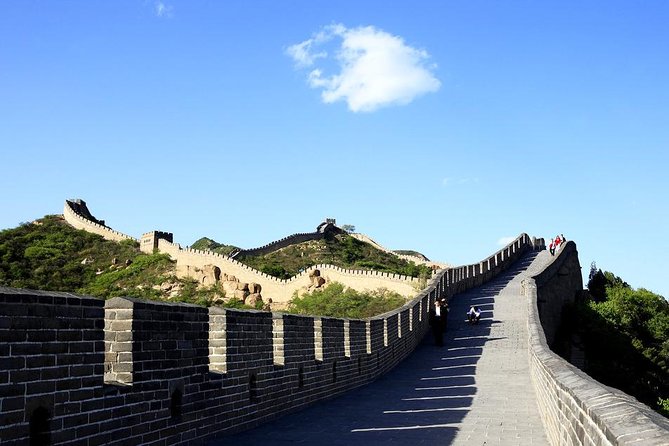 Customizable Tour of Mutianyu Great Wall With Roast Duck Dinner and Evening Show - Pickup and Transport Details