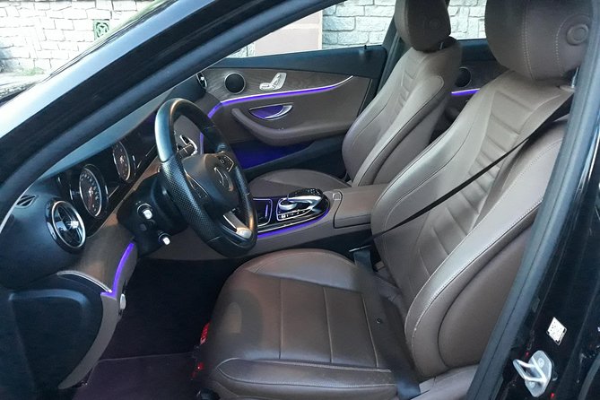 Da Nang Airport Transport Service With Mercedes E200 - Operator Information