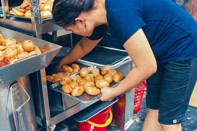 Experience Hanoi Food With Train Street Visit - Tasting Tour Inclusions