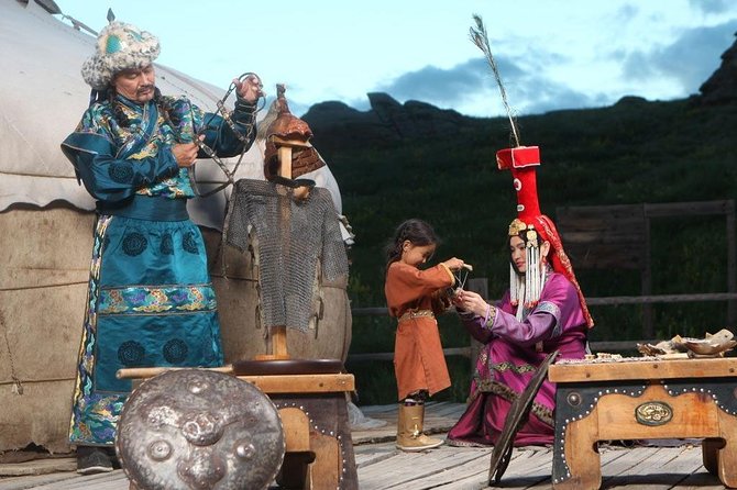 Four-Day Private Tour of Central Mongolia. - Transportation Information