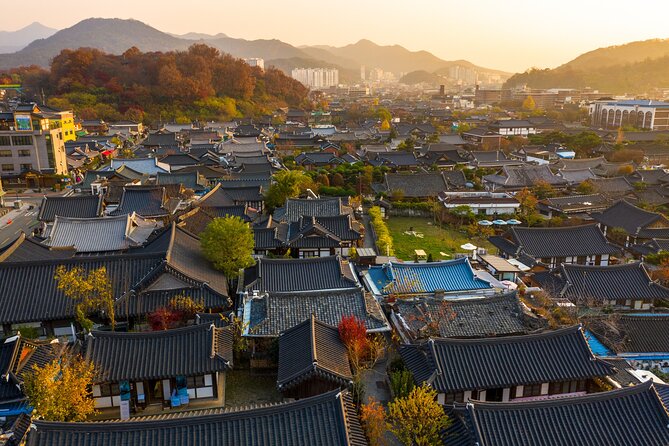 Full Day Tour Jeonju Hanok Village, Wansan Park and Gakwonsa - Jeonju Hanok Village Exploration