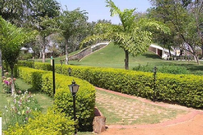 Full Day Tour Of Gnostic Center In Delhi - Exclusions