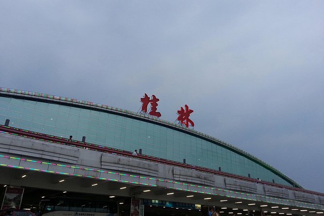 Guilin Private Transfer in English-speaking Services: Airport to Hotel Roundtrip - Pickup Information