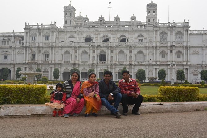 Gwalior City Tour With Gwalior Fort, Jai Vilas Palace & Holy Temples - Pickup Information