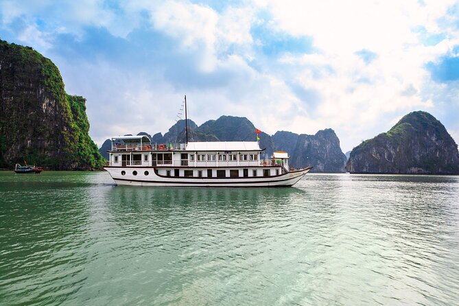 Hanoi and Halong Bay 4 Days 3 Nights Combo With Accommodation - Accommodation Details