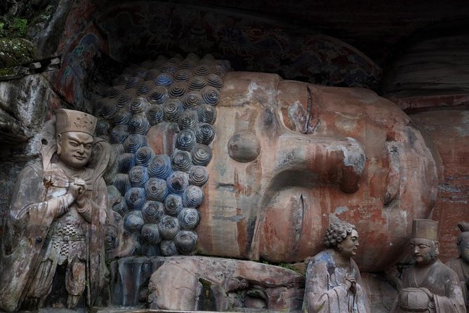 Historic Day Tour in Chongqing: Dazu Rock Carvings and Ciqikou Village - Itinerary Details