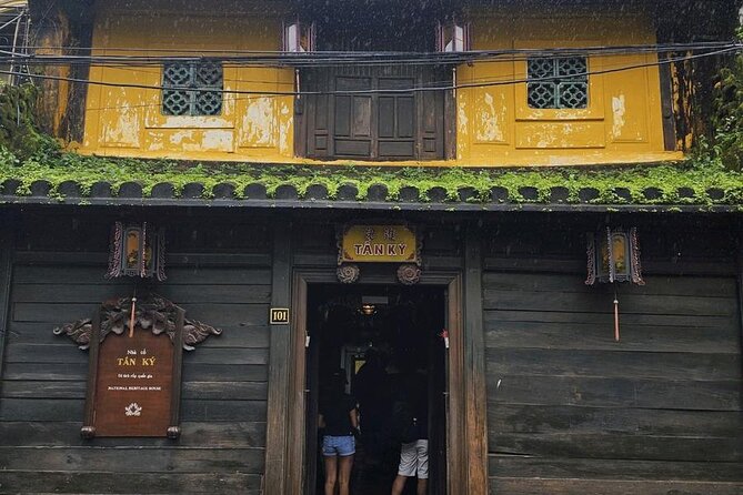 Hoi An Ancient Town Guided Walking Tour - Meeting Point Details