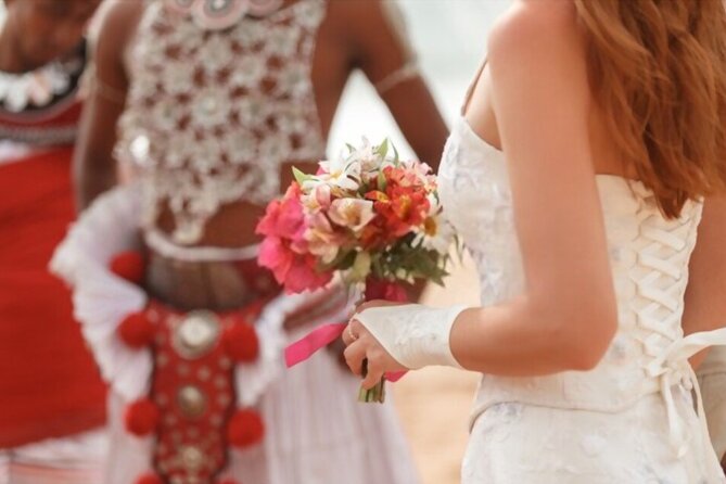 Honeymoon Sri Lanka - A/C Vehicle Transportation