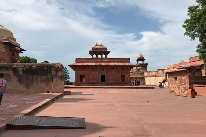 Jaipur To Agra Drop With Fatehpur Sikri & Abhaneri Step Wells - Itinerary Details
