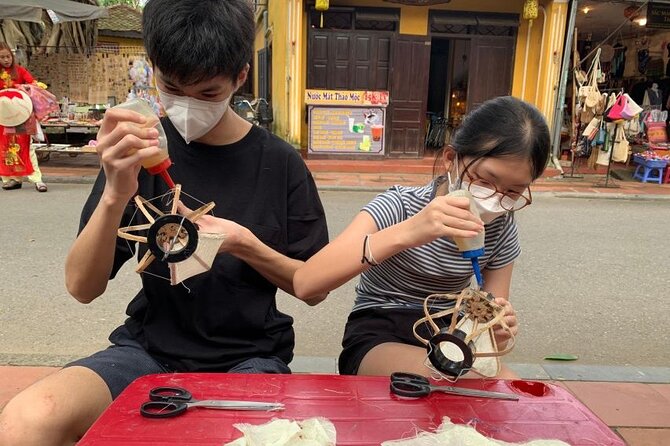 Lantern Making Class With Lynn in Old Town Hoi An - Lantern Customization