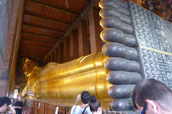 Motorbike City & Temple Tour Including Golden Buddha,Reclining Buddha & Wat Arun - Meeting Points