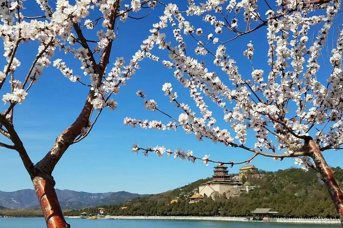 Mutianyu Great Wall and Summer Palace Day Trip With English Speaking Driver - Pickup Information and Confirmation