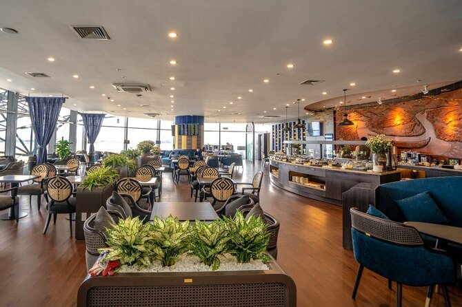 Noi Bai International Airport Business Lounge - Optional Tips and Meeting Points