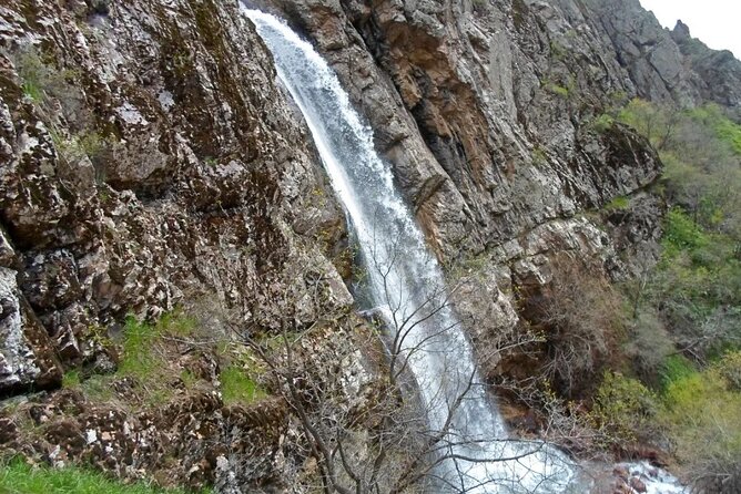 One-Day Trekking to Gusgarf Waterfall - Inclusions and Start Time