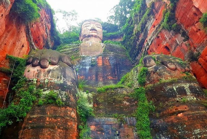 Private Day Tour to Leshan Giant Buddha With Lunch From Chengdu - Cruise Experience