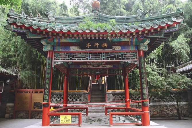 Private Day Tour to Tanzhe Temple, Jietai Temple & Summer Palace With Lunch - Included Services