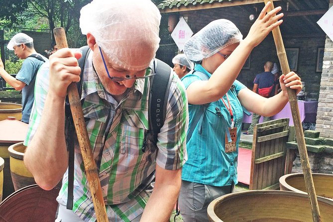 Private Exclusive Sichuan Spicy Cuisine Day Tour and Panda Base Visit - Pickup Information