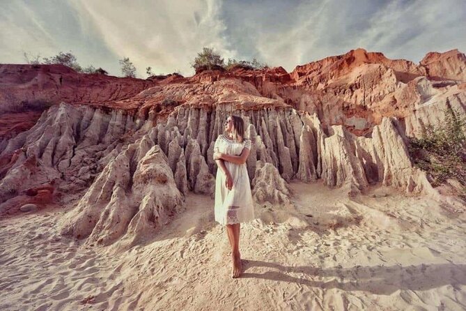 Private Jeep Tour Sand Dune Sunrise or Sunset From Mui Ne - Pickup Details