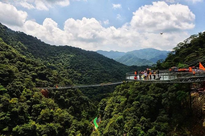 Private Professional Car and Driver Service to Gulong Canyon From Guangzhou - Pricing