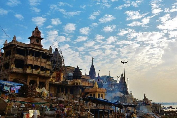 Private Riverside Walking Tour to Varanasi Temples - Location and Services