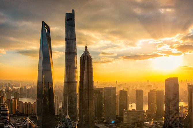 Private Tour: World Financial Center, the Bund, Yu Garden and Shanghai Museum - Inclusions