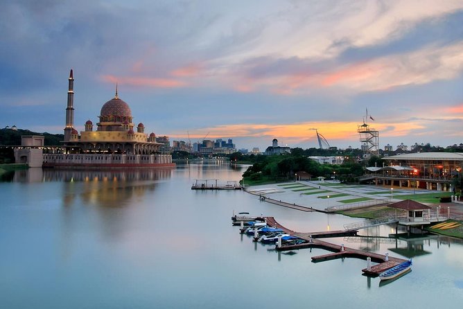 Putrajaya City Tour From Kuala Lumpur With Sight Seeing Cruise - Meeting and Pickup