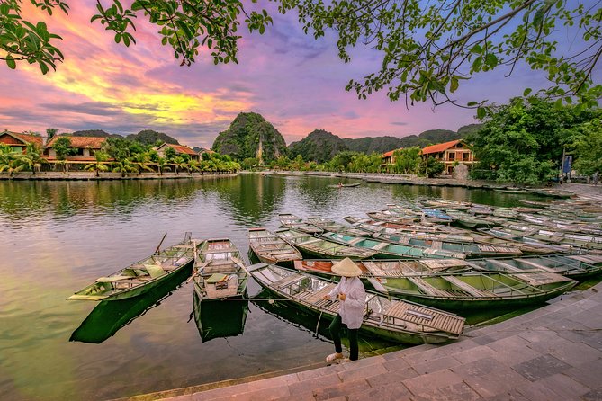 Romantic Tour In Dong Hoi - Services Provided