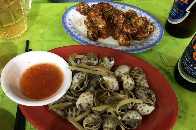 Saigon Street Food Evening Walking Tour - Local Guides