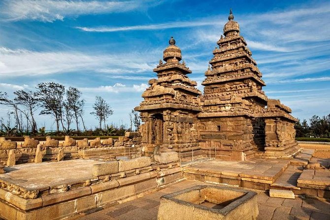South India Tour- Temple Architecture and Backwaters - Exploring South Indias Backwaters