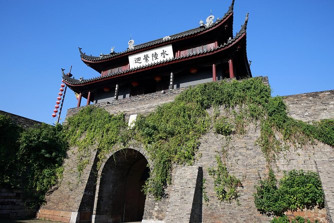 Suzhou Private Walking Tour With Panmen Gate, City Moat and Yiyuan Garden - Meeting and Pickup