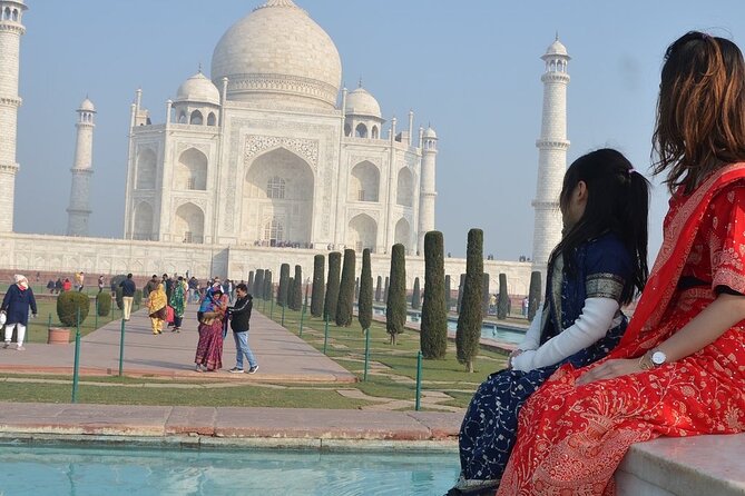 Taj Mahal Full Day Tour With Indian Home Dining - Dining Experience
