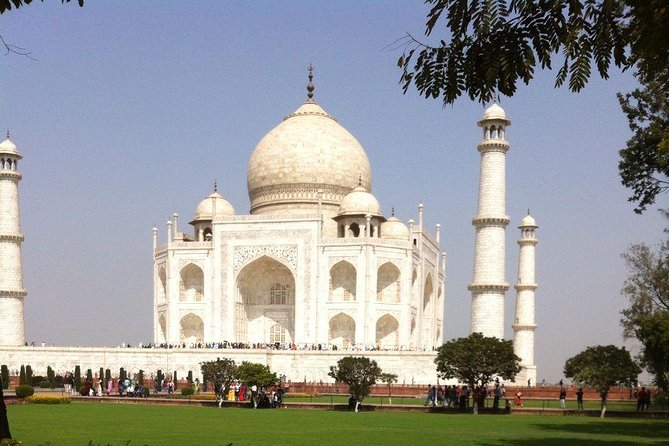 Taj Mahal Tour by Gatiman Express in Executive Class With Meals and Entrances - Pickup Information
