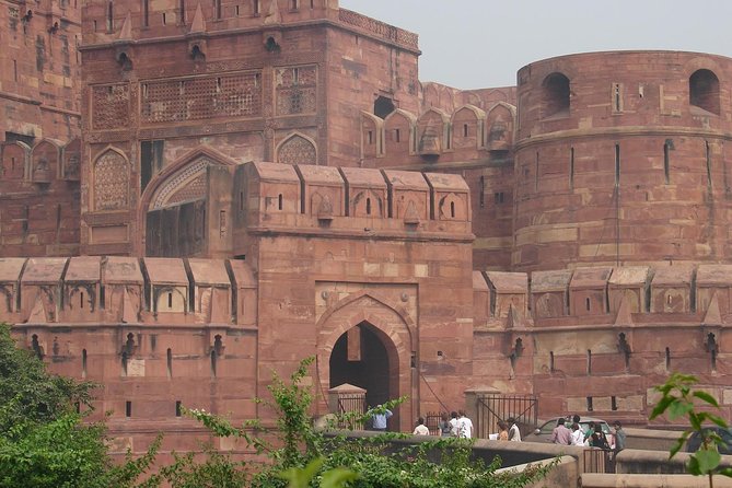 Taj Mahal Tour From Delhi By Luxury Train Same Day - Pickup Details