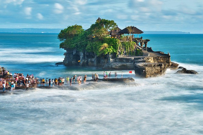 Tanah Lot Temple Tour With Uluwatu Temple & Shopping - Pickup Details