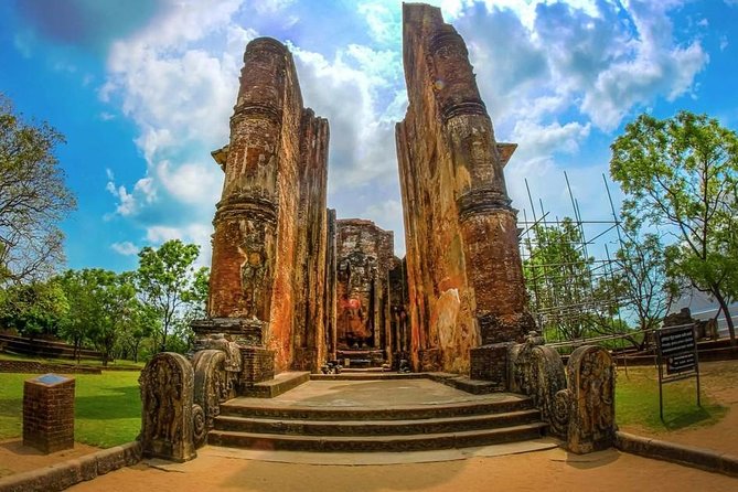 Taxi From Anuradhapura to Airport / Colombo - Pickup Details