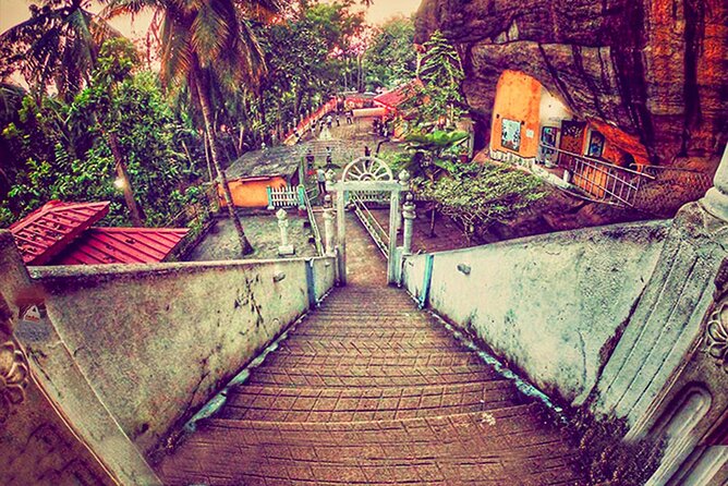 Temple Run by Tuk Tuk From Colombo - Exclusions