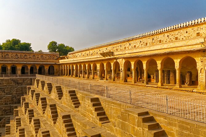 Tour of Abhaneri and Fatehpur Sikri From Jaipur With Agra Dropoff - Pickup Options