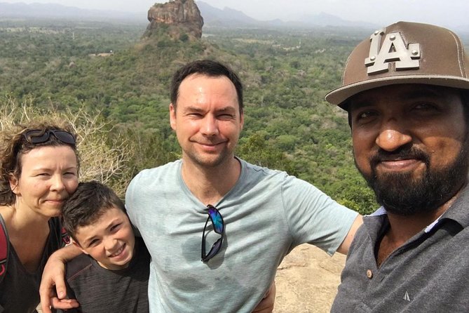 Traditional Sigiriya Village Tour With Lunch - Sample Menu