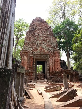 Two Day Trip to Koh Ker and Preah Vihear & Khmer Roughs Sites - Pickup Details