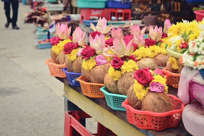 Vibrant Markets of Mysore (2 Hours Guided Walking Tour) - Inclusions and Amenities