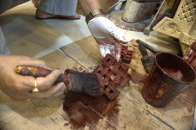 Wood Carving Class at Bhaktapur in Katmandu With Meal - What To Expect