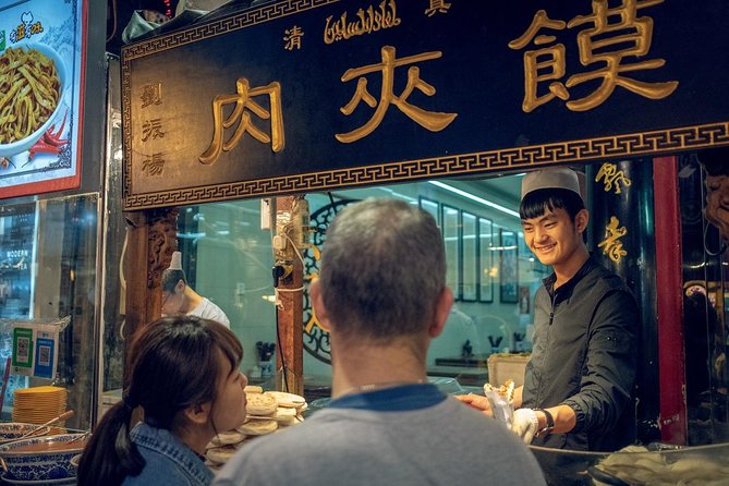 Xian Muslim Quarter: 2-Hour Small Group Walking Food Tour - Meeting and Pickup
