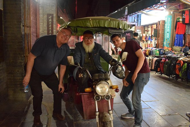 Xian Twilight Sightseeing and Food Tour - Food Tasting Experience
