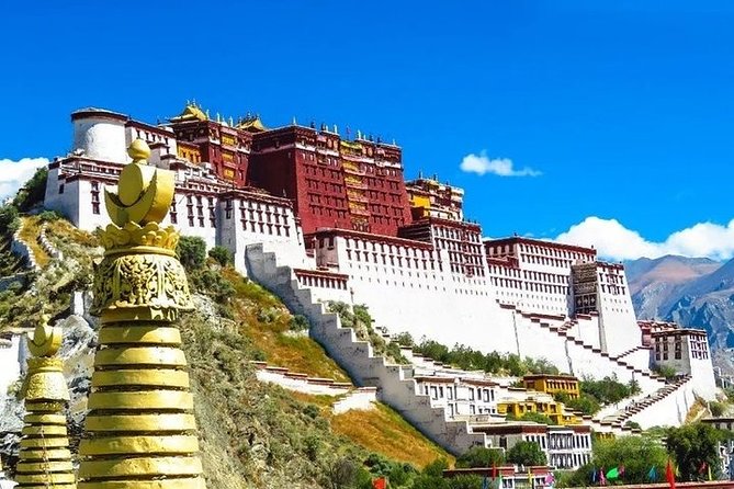 3-Day Private Tibet Tour From Guangzhou: Lhasa, Yamdrok Lake and Khampa La Pass