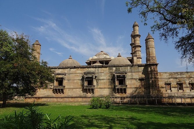 02 Nights & 03 Days Vadodara and Champaner Tour - Inclusions and Exclusions