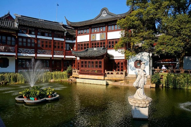 1-Day Private Tour to Shanghai Museum,Yu Garden,the Bund & Huangpu River Cruise - The Bund Experience