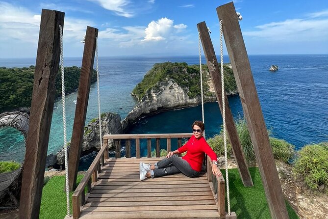 2 Days 1 Night Nusa Penida With Accomodation - Included Meals and Dining